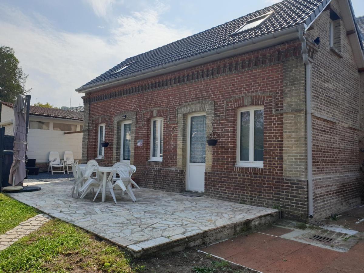 Willa "L'Etape Normande" Gite 70M2 Terrasse Terrain Clos 500 M2 3 Voitures Grand-Couronne Zewnętrze zdjęcie